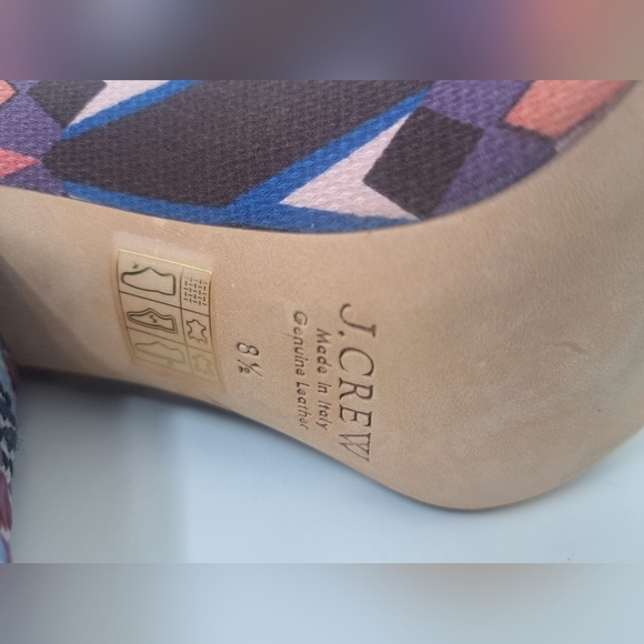 J. Crew Blakely Printed  Pumps Chunky Block Heels Italy Geometric Tribal 8.5 US - Picture 15 of 16